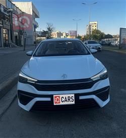 MG 5 Plus